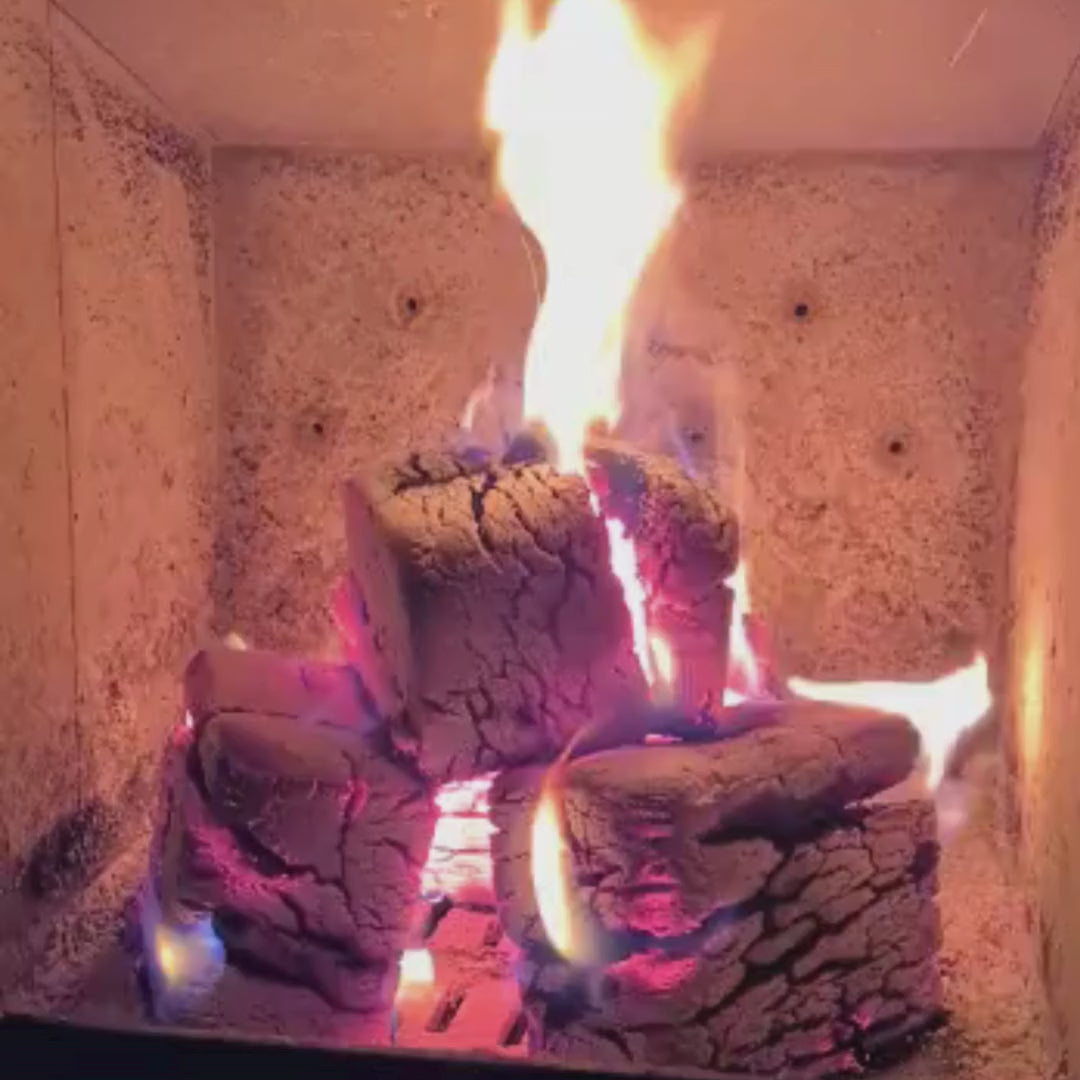 Video laden: hardcubes - Mischholzbriketts - einzeln 10 kg